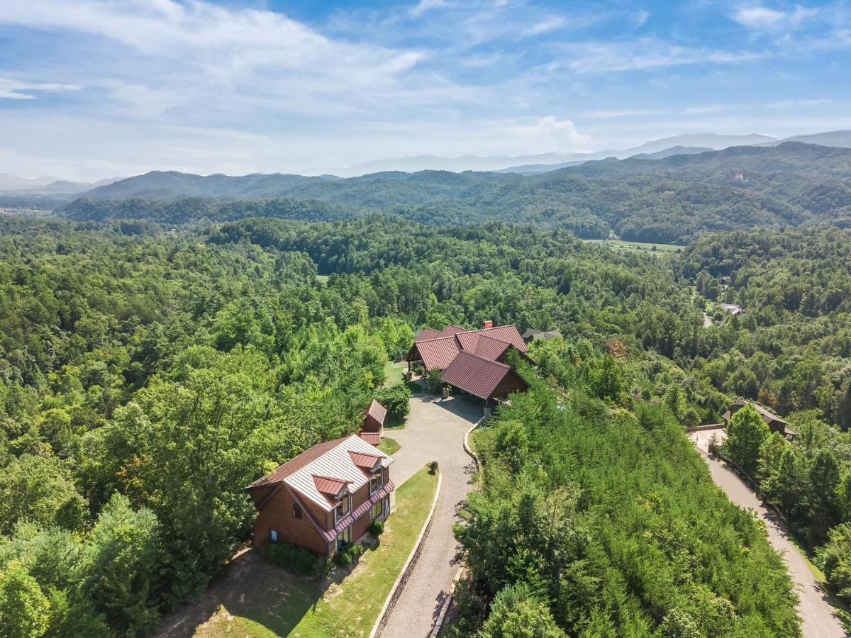 Journey'S End, 5 Bedrooms, Sleeps 12, Private Outdoor Pool, Theater, Sauna Sevierville Exterior photo